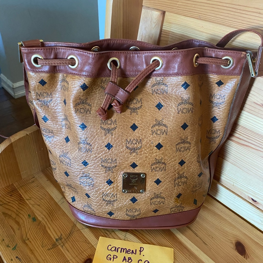 Mcm Bucket Sling bag